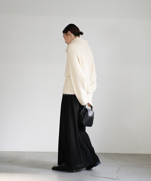 select MOCA(セレクトモカ)の「ビッグカラーキーネックニット(ニット/セーター・レディース・アイボリー/ブラック/ベージュ/チャコールグレー・FREE)」の18枚目の写真