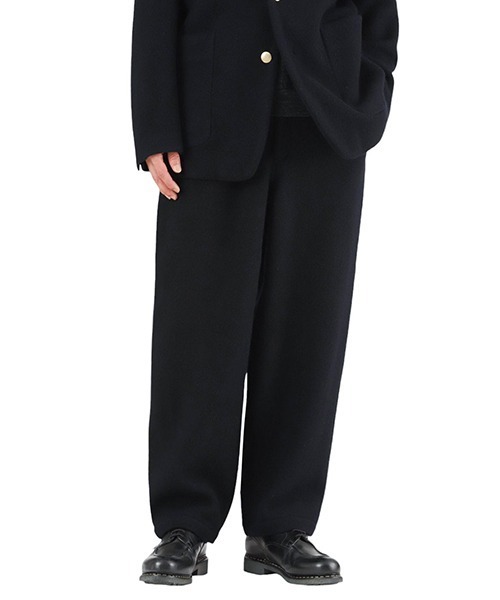 marka（マーカ）の「marka / マーカ：COCOON WIDE EASY PANTS - sp130's wool napping -：M24C-14PT01C[COR]（その他パンツ・メンズ・ダークネイビー・2）」の6枚目の写真