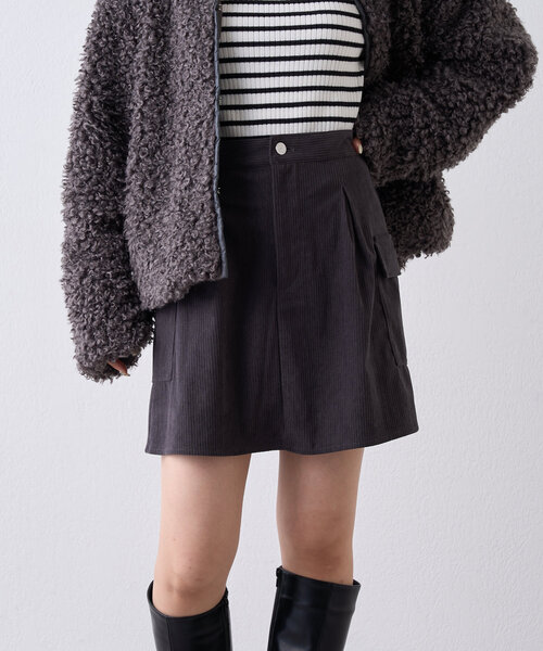 w closet（ダブルクローゼット）の「カーゴミニスカート（スカート・レディース・ブラック/チャコールグレー/ベージュ・FREE）」の2枚目の写真