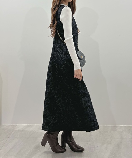 潜んだ華やかさをプラス。ジャガードフラワーワンピース(ワンピース)|Futier land(フューティアランド) 潜んだ華やかさをプラス。ジャガードフラワーワンピース(ワンピース)|Futier land(フューティアランド)