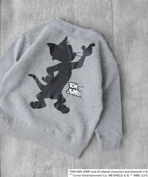 Tom&Jerry(トムアンドジェリー)の「TOM&JERRY バックプリント裏起毛トレーナー KIDS(スウェット・キッズ・ブラック系1/ネイビー/ダークグリーン系1/アッシュグレー/チャコールグレー/ヘザーチャコール/グレイッシュベージュ/ホワイト系2/ホワイト系1/ブラック/ダークグリーン/チャコールアッシュ/杢グレー/オートミール/ベージュ/チャコール・120/130/140/150/160/110)」の8枚目の写真