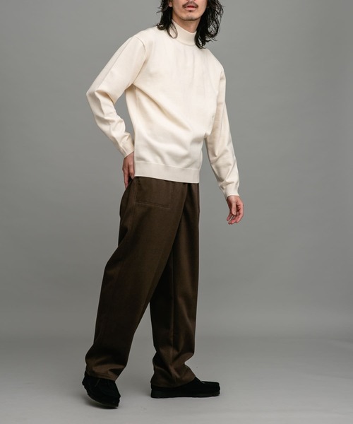 URBAN RESEARCH Sonny Label(アーバンリサーチサニーレーベル)の「ハイゲージモックネックニットプルオーバー(ニット/セーター・メンズ・ブラック/グレー/オフホワイト・MEDIUM/LARGE/X-LARGE)」の7枚目の写真