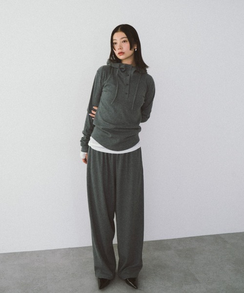 HANNE（アン）の「ドロストヘムリブイージーパンツ（その他パンツ・レディース・グレー/レッド・S/M）」の3枚目の写真