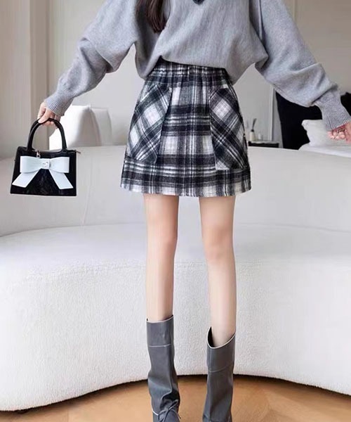 gossip!ロサンゼルス(ゴシップロサンゼルス)の「Y2K冬チェック柄スカートヴィンテージ風レトロハイウエストスカート(スカート・レディース・ブラック/レッド・M/S)」の3枚目の写真