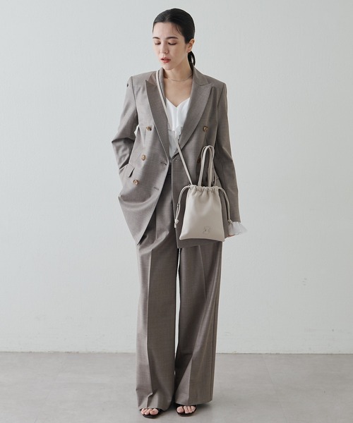 IACUCCI(イアクッチ)の「グラネッロ 2WAYTOTE CERVO(ショルダーバッグ・レディース・キャメル/チャコールグレー/ピンクベージュ/レッド/ベージュ/グレー/スカイブルー/アイボリー/ブルー/ミント/パープル/イエロー/ライトグレー/サーモンピンク・FREE)」の18枚目の写真