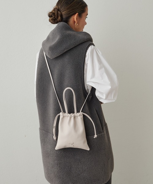 美品　IACUCCI ショルダーバッグ グラネッロ　グレー グラネッロ 2WAYTOTE CERVO（ショルダーバッグ）｜IACUCCI（イアクッチ