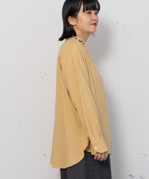 POU DOU DOU（プードゥドゥ）の「スタンドボタニカル刺繍シャツ（シャツ/ブラウス・レディース・アイボリー/ベージュ/ダークグレー・M）」の13枚目の写真