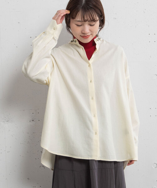POU DOU DOU（プードゥドゥ）の「スタンドボタニカル刺繍シャツ（シャツ/ブラウス・レディース・アイボリー/ベージュ/ダークグレー・M）」の20枚目の写真