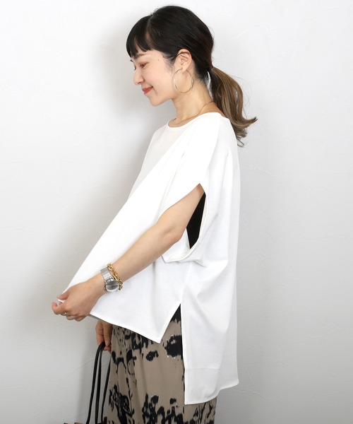 Aletta vita(アレッタビータ)の「ドライタッチボートネックドルマンプルオーバー(Tシャツ/カットソー・レディース・ブラック/オフホワイト・FREE)」の9枚目の写真