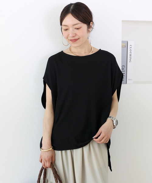 Aletta vita(アレッタビータ)の「ドライタッチボートネックドルマンプルオーバー(Tシャツ/カットソー・レディース・ブラック/オフホワイト・FREE)」の18枚目の写真