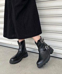 TOGA PULLA(トーガプルラ)】Western mule/ウエスタンミュール（その他