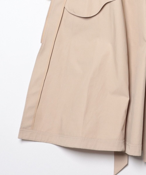 EMPORIO ARMANI(エンポリオアルマーニ)の「【エンポリオ アルマーニ】2-in-1 トレンチコート 撥水テクニカルコットン(トレンチコート・レディース・ベージュ・36/38/40/42)」の5枚目の写真