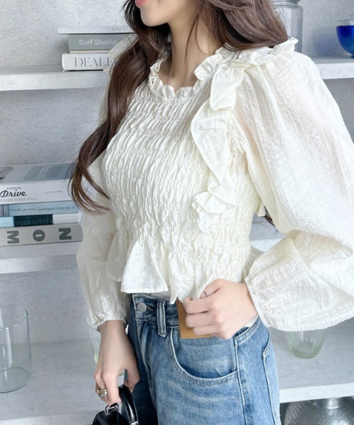 Ada.(エイダ)の「シャーリング フリル ボリュームスリーブ ブラウス 花柄/無地(シャツ/ブラウス・レディース・ブルー/ブラック/アイボリー/ホワイト・FREE)」の21枚目の写真