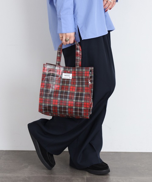 ROOTOTE(ルートート)の「ROOTOTE ラミネート加工ミニトートBAG(トートバッグ・レディース・B/A/C/レッド系その他/グレー系/ブラック系/ピンク系1/イエロー系/ホワイト系/グリーン系・FREE)」の21枚目の写真