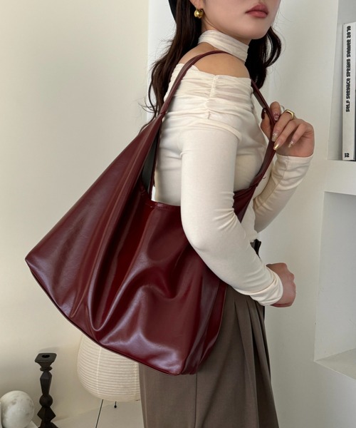 efill（エフィル）の「ワイド ベルト レトロ トートバッグ / ショルダーバッグ（ショルダーバッグ・レディース・レッド/ブラウン・FREE）」の16枚目の写真