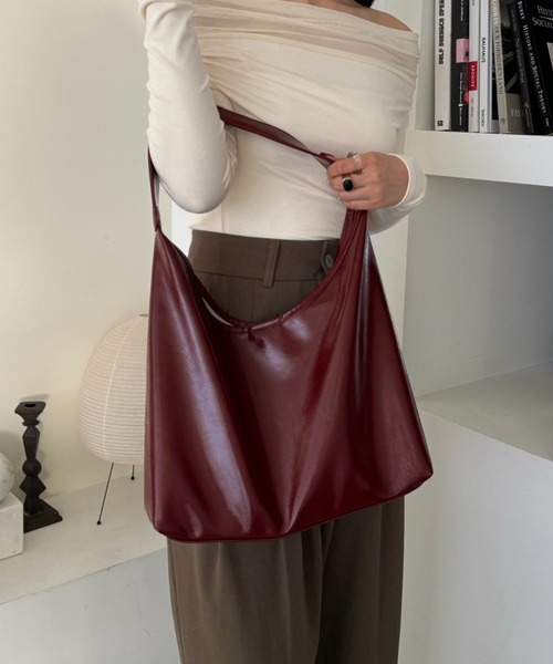 efill（エフィル）の「ワイド ベルト レトロ トートバッグ / ショルダーバッグ（ショルダーバッグ・レディース・レッド/ブラウン・FREE）」の6枚目の写真
