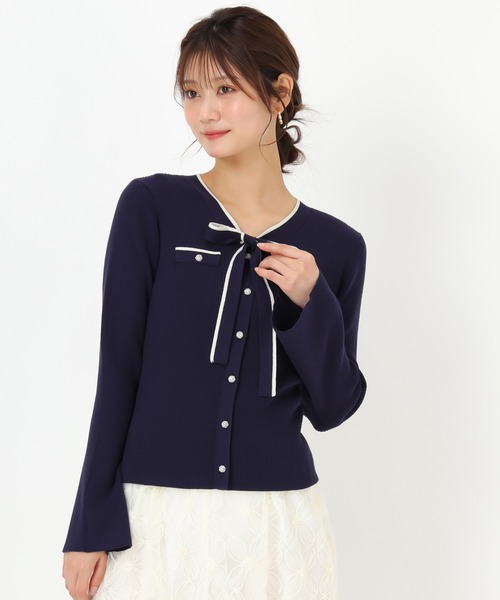 MISCH MASCH（ミッシュマッシュ）の「配色ボウタイビジューニット（ニット/セーター・レディース・ホワイト/ネイビー/イエロー・ﾌﾘ-）」の11枚目の写真