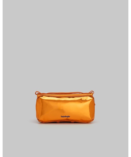 Topologie（トポロジー）の「Bottle Sacoche Medium ボトルサコッシュ【バッグ単体】（ショルダーバッグ・レディース・シルバー/ベージュ/モスグリーン/ブラック/ホワイト/レッド/オフホワイト/ゴールド/ブラック系その他/ダークグリーン/グリーン系その他/ミント/シルバー系その他/ダークブルー/オレンジ系その他/モスグリーン系1/ピンク系その他/ホワイト系その他/ピンク/オレンジ系その他2/オレンジ/イエロー/グリーン系その他2・ONE SIZE）」の20枚目の写真