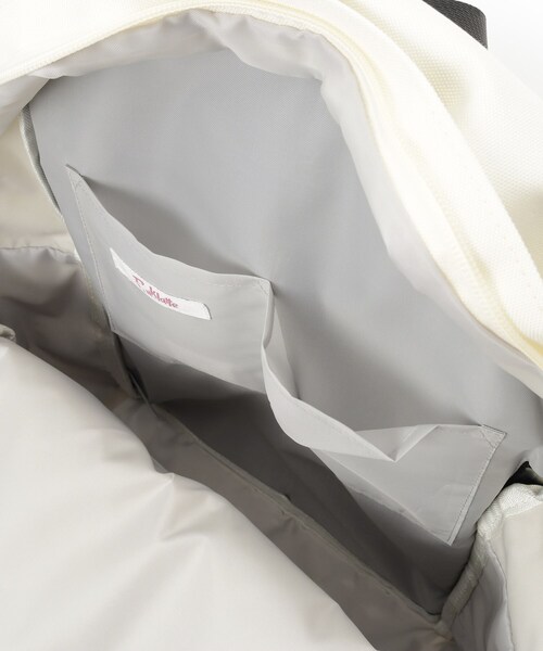 PINK-latte（ピンクラテ）の「【本体容量約14L】Wポケットリュック（バックパック/リュック・キッズ・ライトパープル/ブラック/アイボリー・00）」の16枚目の写真