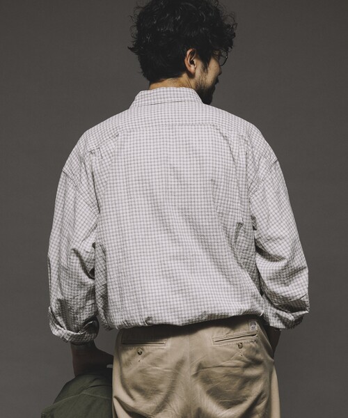 HINSON(ヒンソン)の「HINSON/ヒンソン レギュラーカラー ロングスリーブチェックシャツ/シワ加工/リラックスフィット(シャツ/ブラウス・メンズ・サックスブルー/グレー/オフホワイト・LARGE/MEDIUM)」の9枚目の写真