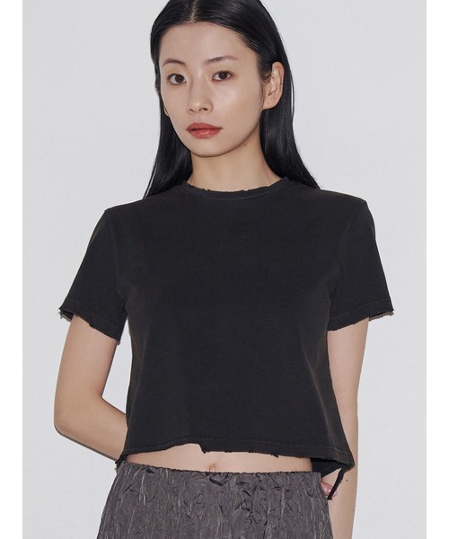 VEQUM（VEQUM）の「【VEQUM】DAMAGE CROPPED T SHIRT（Tシャツ/カットソー・レディース・ホワイト/カーキ/ブラック/ネイビー・FREE）」の3枚目の写真