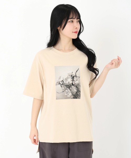 STRAWBERRY-FIELDS(ストロベリーフィールズ)の「C/PオオリジナルプリントTシャツ(Tシャツ/カットソー・レディース・ベージュ/ホワイト・2)」の1枚目の写真