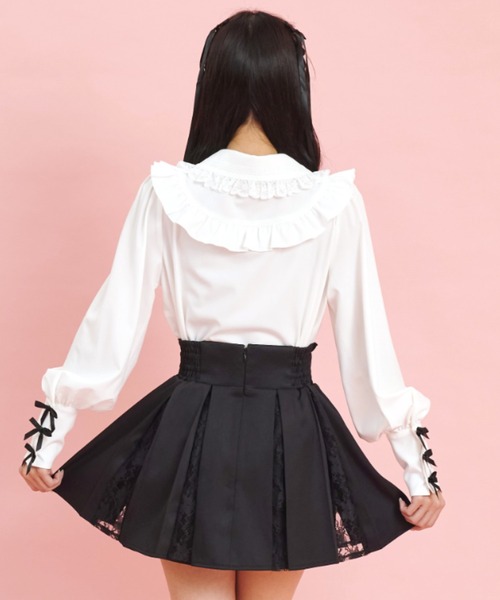 Secret Honey(シークレットハニー)の「カフス3連リボンヨークフリルブラウス(シャツ/ブラウス・レディース・ホワイト×ブラック/ブラック/オフホワイト・MEDIUM)」の13枚目の写真