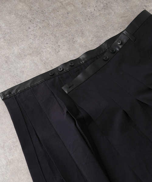 JANE SMITH / JOHN SMITH(ジェーンスミスジョンスミス)の「【JANE SMITH/ジェーンスミス】COTTON CHINO CLOTH PLEATS WRA:スカート(スカート・レディース・ネイビー・38)」の10枚目の写真
