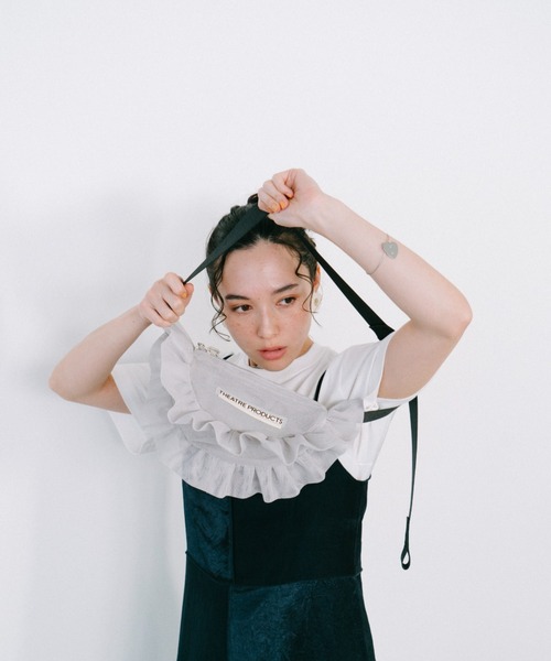 THEATRE PRODUCTS(シアタープロダクツ)の「メッシュフリルラウンドショルダーバッグM(ショルダーバッグ・レディース・ブルー/グレー/ブラック・FREE)」の5枚目の写真