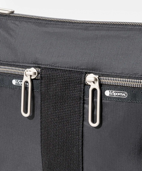 LeSportsac（レスポートサック）の「LeSportsac POUCH CROSSBODY レスポートサック ポーチクロスボディバッグ（ボディバッグ/ウエストポーチ・レディース・ブラック/グレー系1/ブルー系1・FREE）」の12枚目の写真
