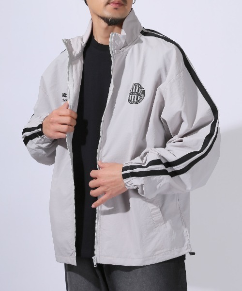 LUXSTYLE(ラグスタイル)の「ナイロンスタンドトラックジャケット(ナイロンジャケット・メンズ・ブラック/グレー/ネイビー・XL/M/L)」の1枚目の写真