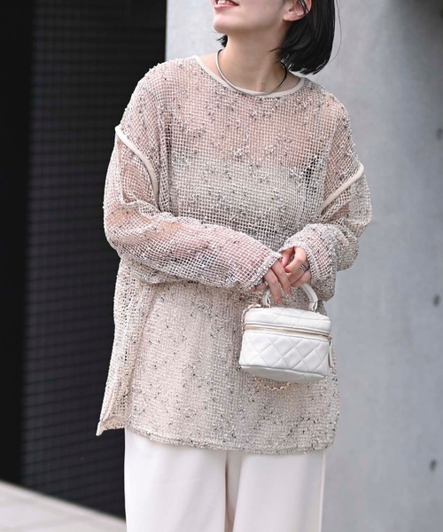 &HALF(アンドハーフ)の「カットメッシュミックスプルオーバー(シアートップス)(Tシャツ/カットソー・レディース・ダークベージュ/オフホワイト/ブラック・FREE)」の20枚目の写真