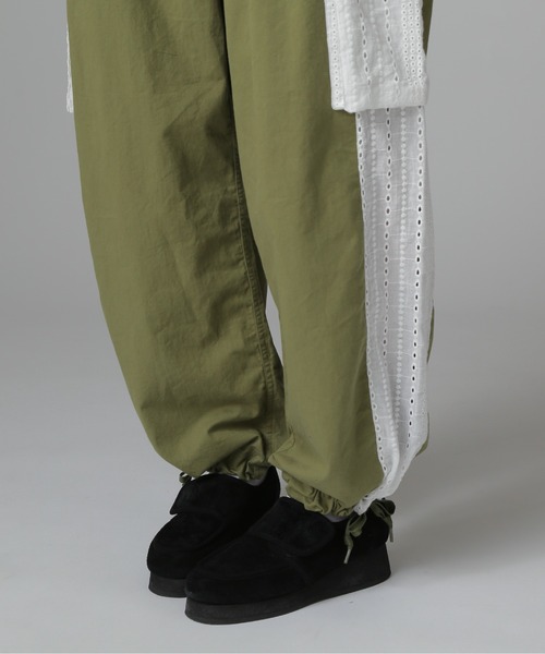 AVIREX（アヴィレックス）の「《WEB LIMITED Belle LINE》LACE CARGO PANTS/レースカーゴパンツ（カーゴパンツ・レディース・オリーブ/ブラック・M/S）」の19枚目の写真