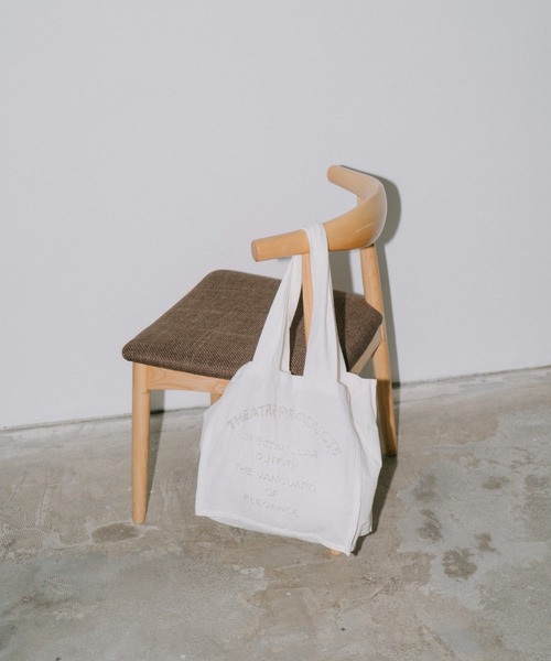 THEATRE PRODUCTS（シアタープロダクツ）の「ビーズエンブロイダリーハンドバッグL（トートバッグ・レディース・ブラック/ホワイト・FREE）」の13枚目の写真