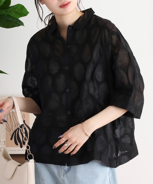 BARNDOOR(バーンドア)の「塩縮 ビッグ袖ブラウス 26SS(シャツ/ブラウス・レディース・ブラック/オフホワイト/ブルー・FREE)」の2枚目の写真