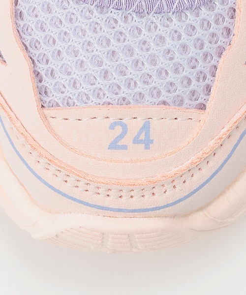 minimal(ミニマル)の「ストラップスニーカー(スニーカー・キッズ・ホワイト/ライトピンク・20cm/19cm/18cm/22cm/21cm/17cm/16cm/15cm)」の6枚目の写真