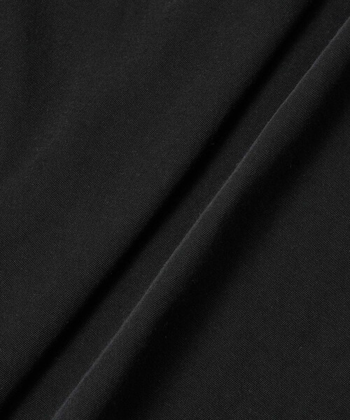 allureville（アルアバイル）の「クロップＴシャツ（Tシャツ/カットソー・レディース・オフホワイト/ブラック・2）」の6枚目の写真