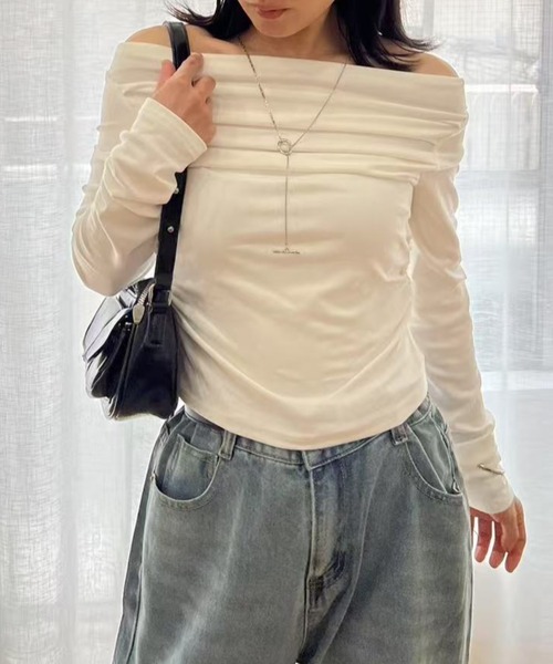 mebole(メボレ)の「ドレープオフショルダートップス(Tシャツ/カットソー・レディース・グレー/ブラック/ホワイト・FREE)」の9枚目の写真