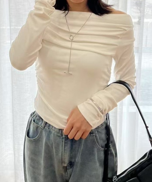 mebole(メボレ)の「ドレープオフショルダートップス(Tシャツ/カットソー・レディース・グレー/ブラック/ホワイト・FREE)」の14枚目の写真