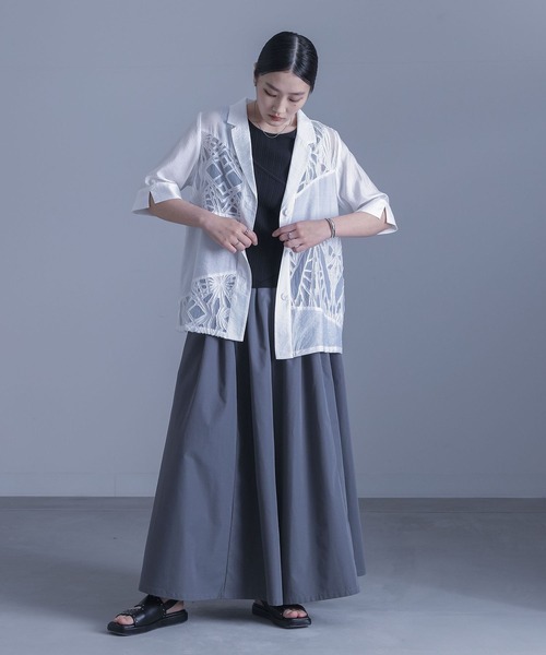 kOhAKU(コハク)の「『シアー切替テーラードジャケット』(テーラードジャケット・レディース・ブラック/オフホワイト・1/2)」の3枚目の写真