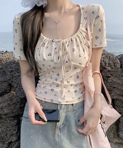SHEENA(シーナ)の「小花柄テレコリボントップス(Tシャツ/カットソー・レディース・アイボリー・M)」の10枚目の写真