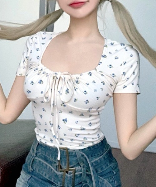 SHEENA(シーナ)の「小花柄テレコリボントップス(Tシャツ/カットソー・レディース・アイボリー・M)」の14枚目の写真