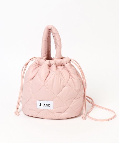 ALAND(エーランド)の「【UNISEX】ALAND/キルティング2WAY BAG(ショルダーバッグ・レディース・ライトグレー/ブラック/ピンクベージュ/ブルー・FREE)」の16枚目の写真