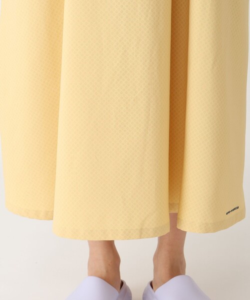 Columbia(コロンビア)の「Columbia/ウィメンズデイジーパーク オムニフリーズゼロ ドレス /レディース/コロンビア/ワンピース/冷却(ワンピース・レディース・グリーン/イエロー/ブラック・XL/L/M/S)」の5枚目の写真