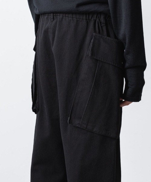 ATTACHMENT（アタッチメント）の「コットン ニドムクロス M-43 フィールドトラウザーズ /  CO NIDOM CLOTH M-43 FIELD TROUSERS（その他パンツ・メンズ・ブラック・2/1）」の11枚目の写真