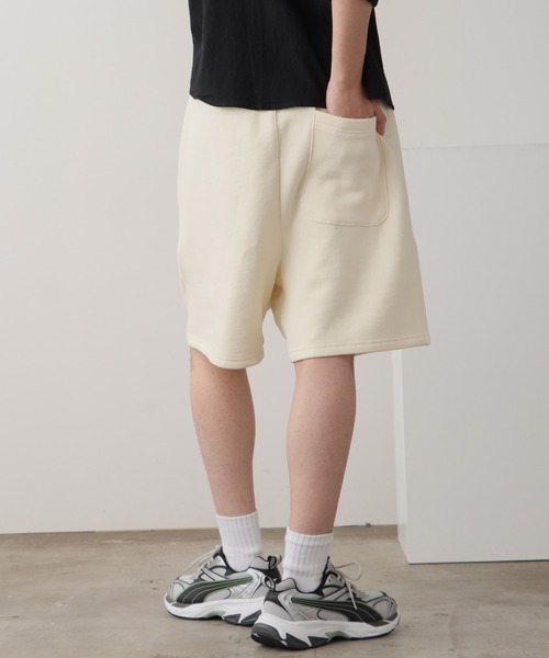 FOG ESSENTIALS(エフオージーエッセンシャルズ)の「FOG ESSENTIALS/エッセンシャルズ SWEAT SHORTS ショーツ メンズ 夏物 夏服(スウェットパンツ・メンズ・ブラック/クリーム/グレー・XL/XXL/L)」の20枚目の写真