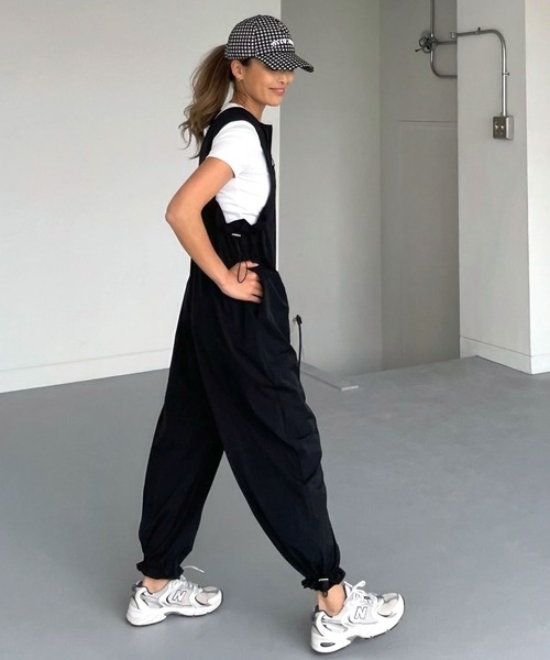 CHERI since1985(シェリ)の「ナイロンノースリーブジャンプスーツ(つなぎ/オールインワン・レディース・ブラック/オフホワイト・FREE)」の20枚目の写真