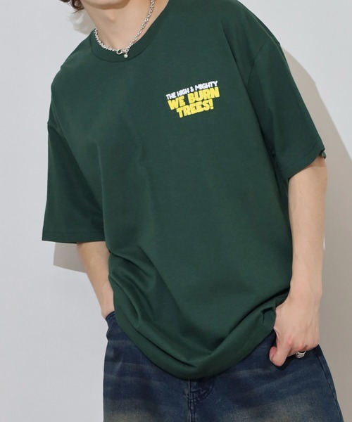 FUNALIVE(ファンアライブ)の「THE HIGH&MIGHTY ハイアンドマイティー オーバーサイズ プリントTEEシャツ(Tシャツ/カットソー・メンズ・グリーン/ブラウン/ホワイト/ブラック系/ネイビー/パープル/ブラック系1/ブラック/パープル系/ネイビー系・2XL/L/M/XL)」の19枚目の写真