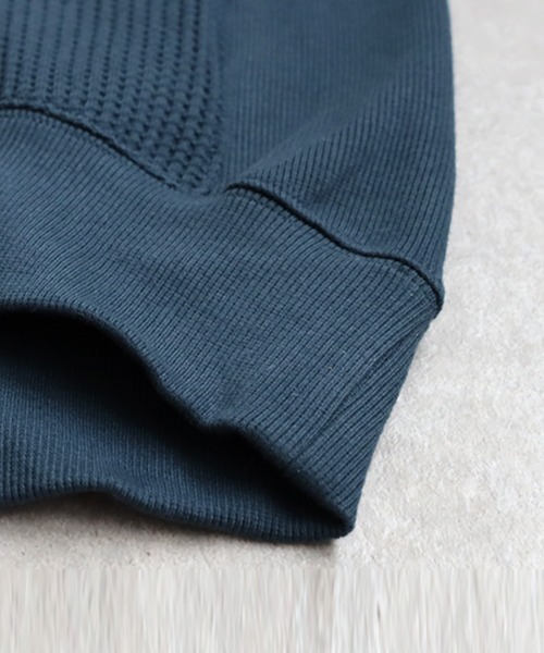 antiqua（アンティカ）の「コーデセット　カフタンワッフルトップス×ベルトデニムパンツ（Tシャツ/カットソー・レディース・オートミール/スミクロ/ブルー/ブラック・SMALL/MEDIUM/LARGE/X-LARGE）」の7枚目の写真