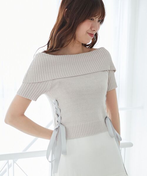 MAJESTIC LEGON(マジェスティックレゴン)の「レースアップオフショルニット(ニット/セーター・レディース・アイボリー/グレー/チャコールグレー/ピンク・MEDIUM)」の3枚目の写真